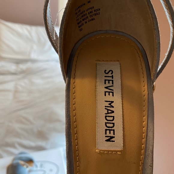 Steve Madden Carson heels in baby blue, size 9. - Picture 3 of 3